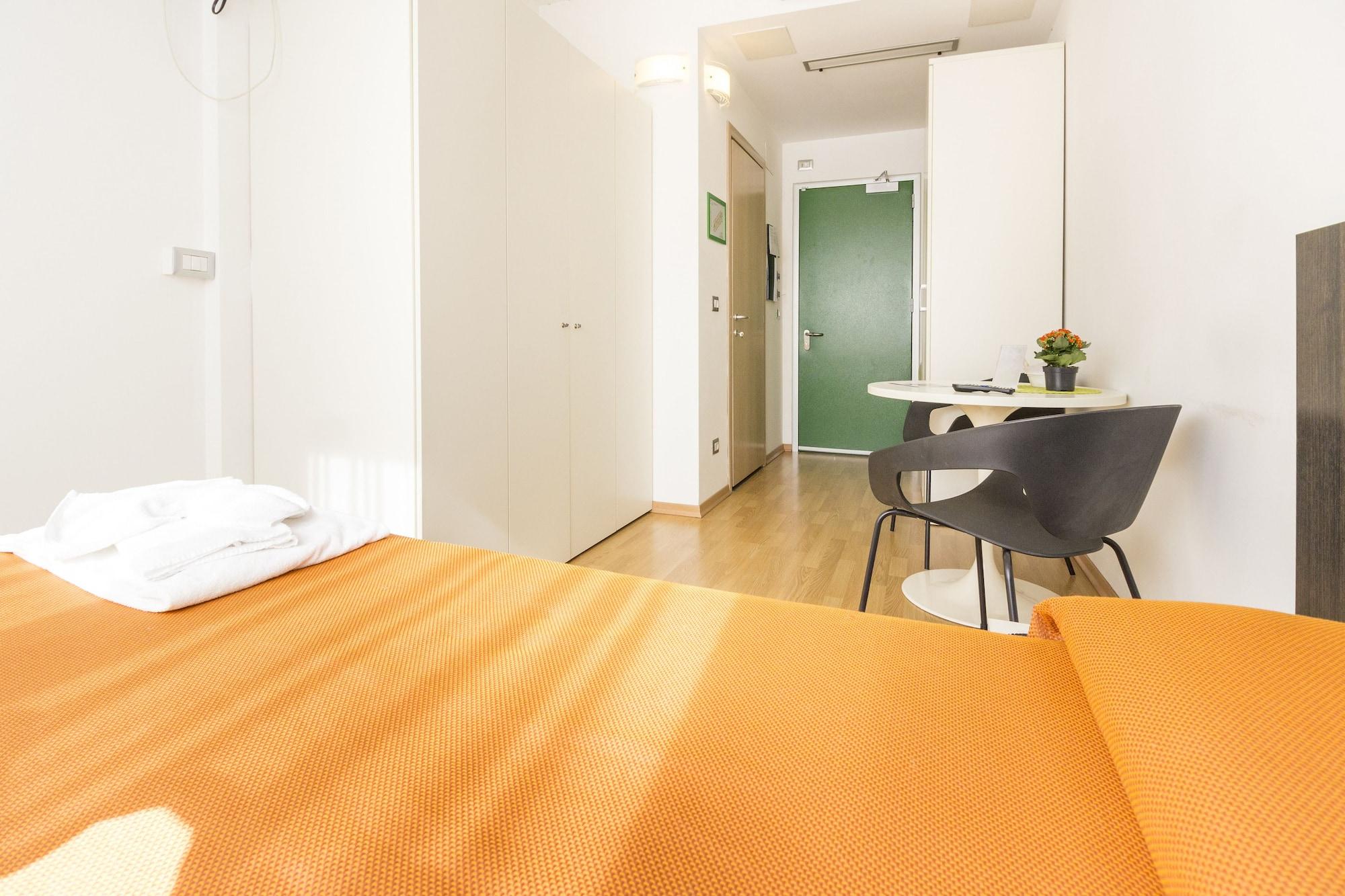Hotel Sharing Turin Bagian luar foto