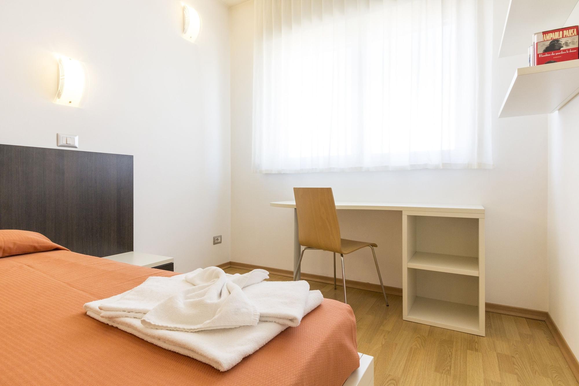 Hotel Sharing Turin Bagian luar foto