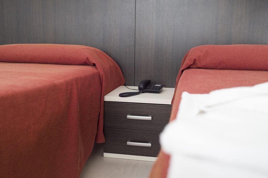 Hotel Sharing Turin Bagian luar foto