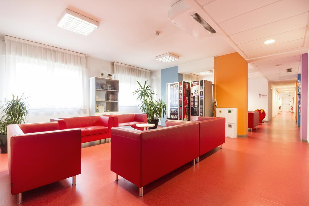 Hotel Sharing Turin Bagian luar foto